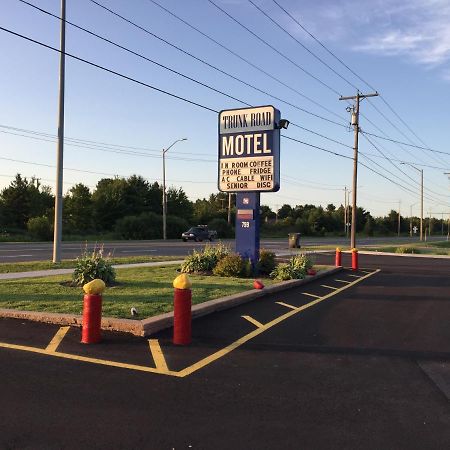 Trunk Road Motel Sault Ste. Marie Ngoại thất bức ảnh